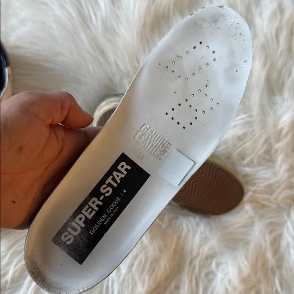 Golden goose sneakers size 8 - Picture 7 of 8